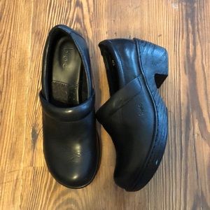 b.o.c.. NADIYYA Clog